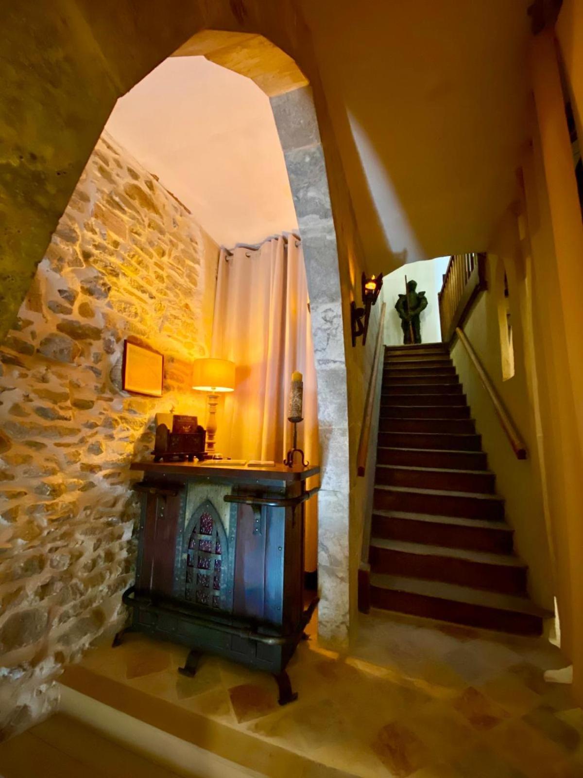 La Maison Des Templiers ~ Ostal Medieval ~ Logis Enchantes Carcassonne Exterior foto