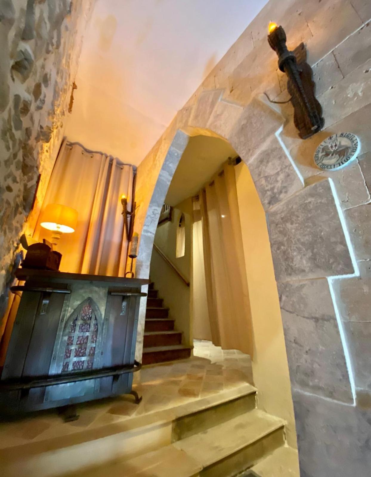 La Maison Des Templiers ~ Ostal Medieval ~ Logis Enchantes Carcassonne Exterior foto